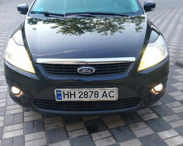 Черный Форд Фокус, объемом двигателя 1.6 л и пробегом 235 тыс. км за 5500 $, фото 1 на Automoto.ua