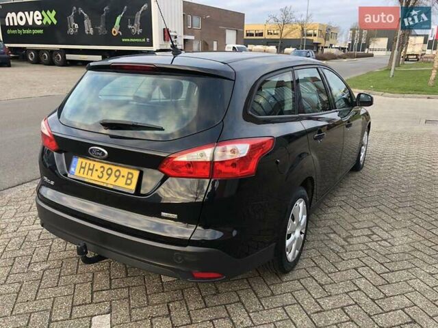 Черный Форд Фокус, объемом двигателя 1.6 л и пробегом 248 тыс. км за 3716 $, фото 1 на Automoto.ua