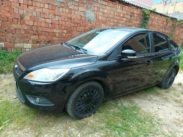 Черный Форд Фокус, объемом двигателя 1.6 л и пробегом 299 тыс. км за 5550 $, фото 1 на Automoto.ua