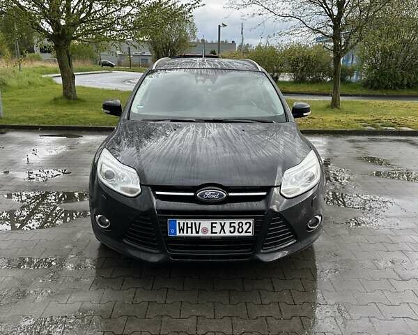 Чорний Форд Фокус, об'ємом двигуна 2 л та пробігом 340 тис. км за 6000 $, фото 1 на Automoto.ua