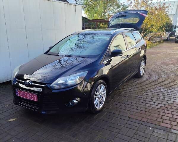 Форд Фокус 2013 в Радивилове на Automoto.ua Черный Форд Фокус, объемом двигателя 1.6 л и пробегом 260 тыс. км за 8650 $, фото 1 на Automoto.ua