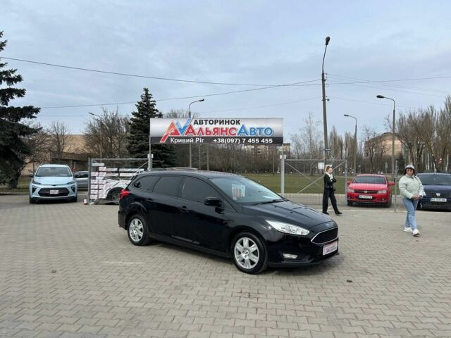 Чорний Форд Фокус, об'ємом двигуна 1.5 л та пробігом 220 тис. км за 8999 $, фото 1 на Automoto.ua