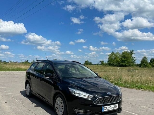 Черный Форд Фокус, объемом двигателя 1.5 л и пробегом 293 тыс. км за 8300 $, фото 1 на Automoto.ua