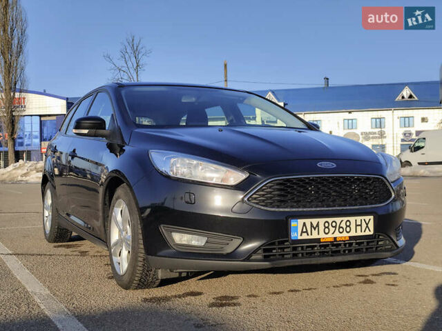 Черный Форд Фокус, объемом двигателя 1.5 л и пробегом 220 тыс. км за 9800 $, фото 1 на Automoto.ua