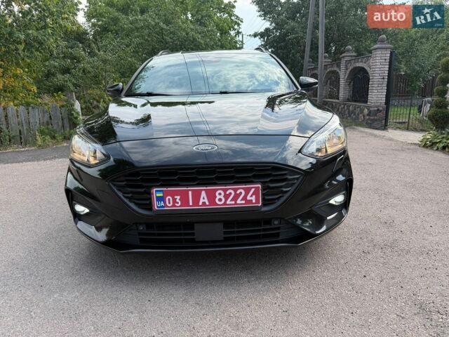 Чорний Форд Фокус, об'ємом двигуна 1.5 л та пробігом 200 тис. км за 12300 $, фото 1 на Automoto.ua