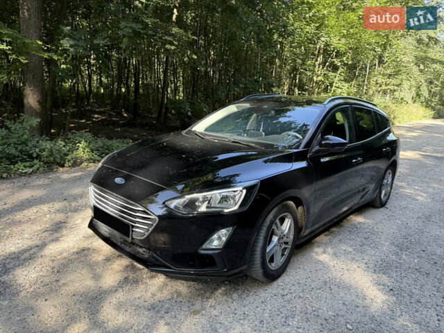 Черный Форд Фокус, объемом двигателя 1.5 л и пробегом 207 тыс. км за 13500 $, фото 1 на Automoto.ua