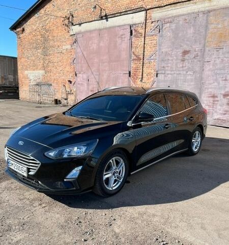 Черный Форд Фокус, объемом двигателя 1.5 л и пробегом 195 тыс. км за 12700 $, фото 1 на Automoto.ua