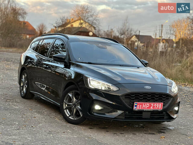 Черный Форд Фокус, объемом двигателя 1.5 л и пробегом 174 тыс. км за 14550 $, фото 1 на Automoto.ua
