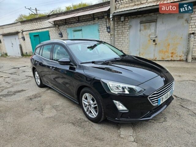 Черный Форд Фокус, объемом двигателя 1.5 л и пробегом 181 тыс. км за 13500 $, фото 1 на Automoto.ua