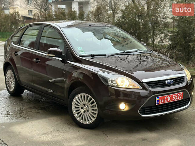 Коричневый Форд Фокус, объемом двигателя 1.6 л и пробегом 229 тыс. км за 6100 $, фото 1 на Automoto.ua