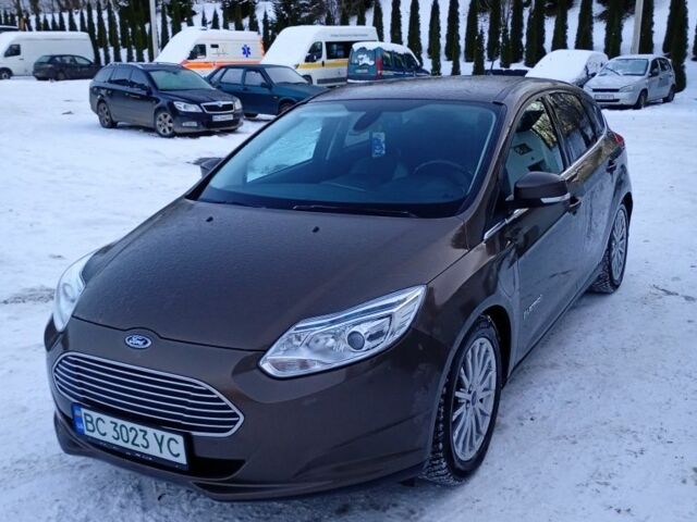 Коричневый Форд Фокус, объемом двигателя 0 л и пробегом 217 тыс. км за 8750 $, фото 1 на Automoto.ua