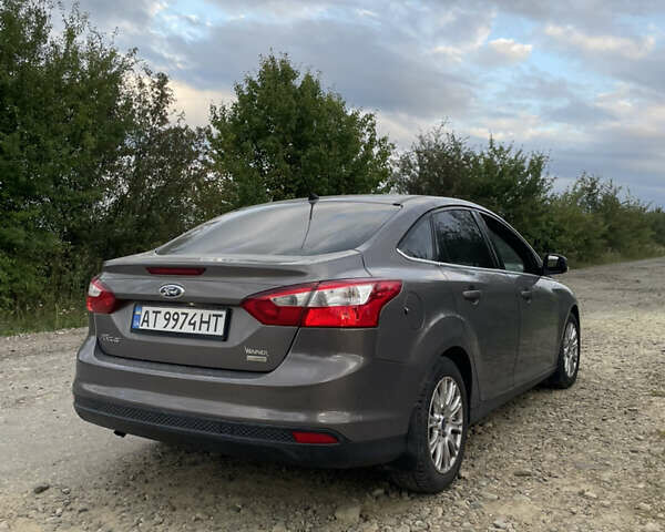 Коричневый Форд Фокус, объемом двигателя 1 л и пробегом 173 тыс. км за 6100 $, фото 1 на Automoto.ua