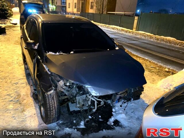 Коричневый Форд Фокус, объемом двигателя 1.6 л и пробегом 200 тыс. км за 4500 $, фото 1 на Automoto.ua