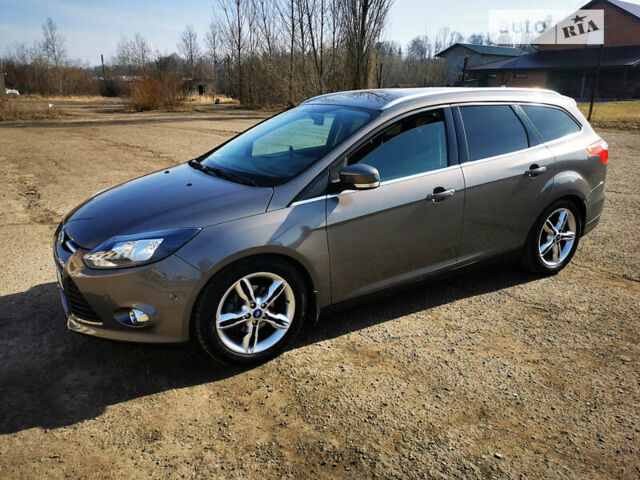 Коричневый Форд Фокус, объемом двигателя 1 л и пробегом 174 тыс. км за 4200 $, фото 1 на Automoto.ua