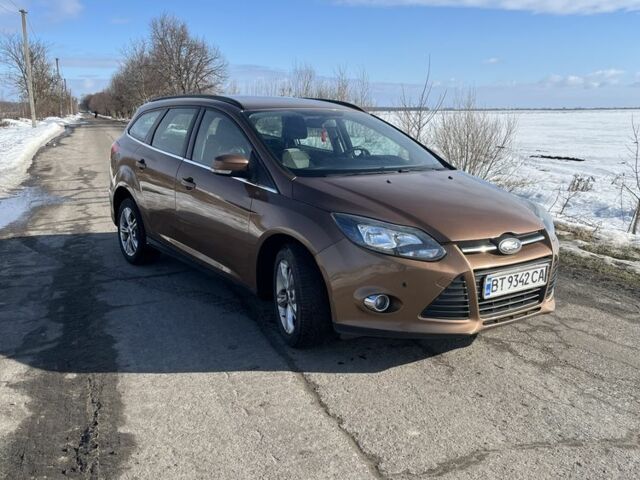 Коричневий Форд Фокус, об'ємом двигуна 1 л та пробігом 200 тис. км за 5500 $, фото 1 на Automoto.ua