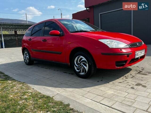Червоний Форд Фокус, об'ємом двигуна 1.6 л та пробігом 367 тис. км за 1600 $, фото 1 на Automoto.ua