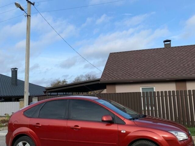 Червоний Форд Фокус, об'ємом двигуна 1.6 л та пробігом 176 тис. км за 4850 $, фото 1 на Automoto.ua