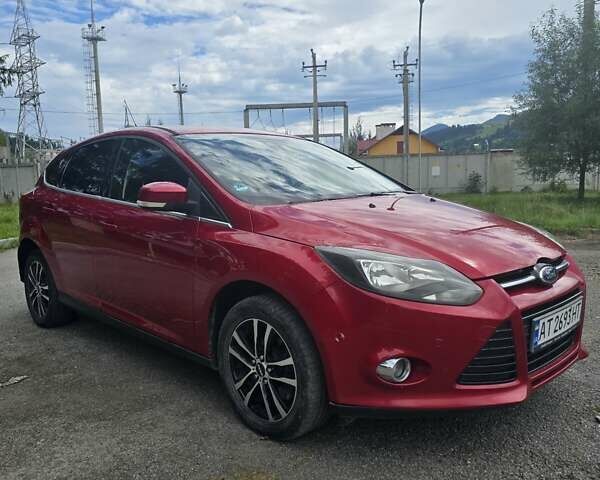 Красный Форд Фокус, объемом двигателя 1.6 л и пробегом 283 тыс. км за 6900 $, фото 1 на Automoto.ua