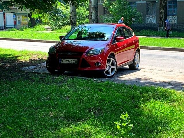 Червоний Форд Фокус, об'ємом двигуна 2 л та пробігом 135 тис. км за 7000 $, фото 1 на Automoto.ua
