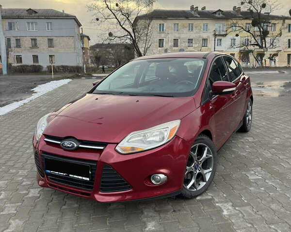 Красный Форд Фокус, объемом двигателя 2 л и пробегом 171 тыс. км за 8300 $, фото 1 на Automoto.ua
