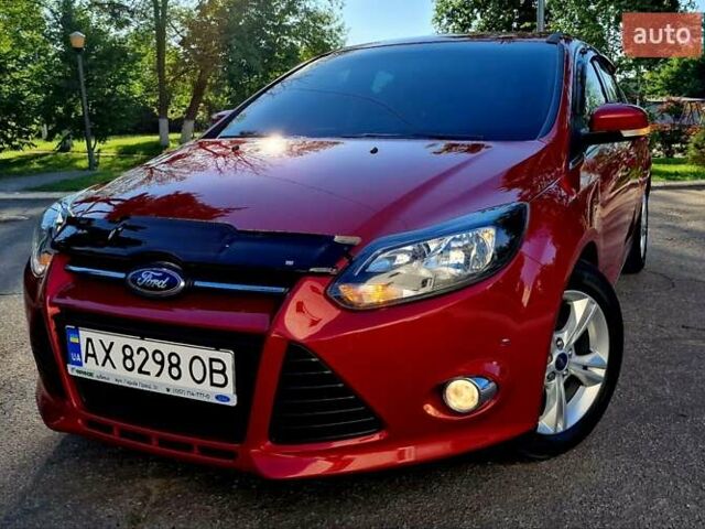 Форд Фокус 2013 в Харькове на Automoto.ua Красный Форд Фокус, объемом двигателя 1 л и пробегом 85 тыс. км за 8470 $, фото 1 на Automoto.ua