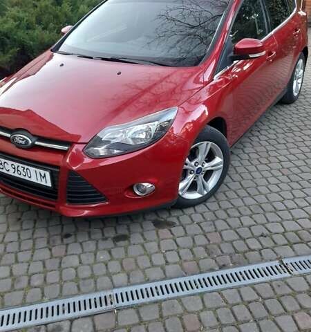 Червоний Форд Фокус, об'ємом двигуна 1 л та пробігом 160 тис. км за 8600 $, фото 1 на Automoto.ua