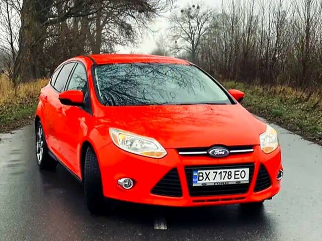 Красный Форд Фокус, объемом двигателя 2 л и пробегом 44 тыс. км за 7200 $, фото 1 на Automoto.ua