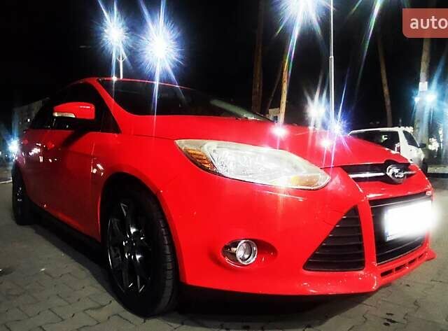 Червоний Форд Фокус, об'ємом двигуна 2 л та пробігом 206 тис. км за 8300 $, фото 1 на Automoto.ua