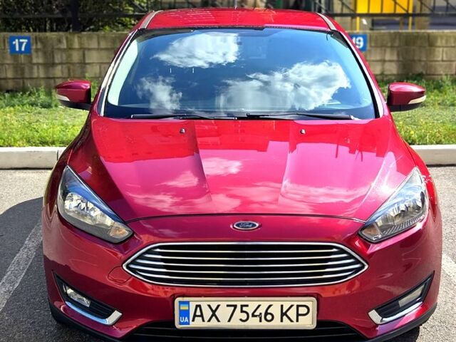 Червоний Форд Фокус, об'ємом двигуна 2 л та пробігом 104 тис. км за 9000 $, фото 1 на Automoto.ua