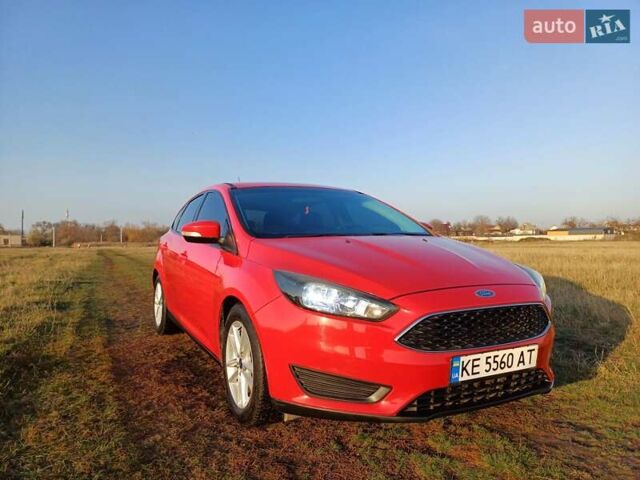 Червоний Форд Фокус, об'ємом двигуна 2 л та пробігом 150 тис. км за 7400 $, фото 1 на Automoto.ua