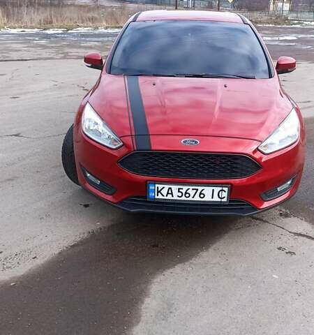 Красный Форд Фокус, объемом двигателя 1 л и пробегом 145 тыс. км за 7500 $, фото 1 на Automoto.ua