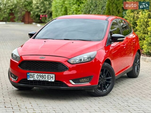 Червоний Форд Фокус, об'ємом двигуна 2 л та пробігом 160 тис. км за 7500 $, фото 1 на Automoto.ua