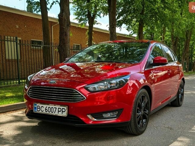 Красный Форд Фокус, объемом двигателя 1.5 л и пробегом 197 тыс. км за 10900 $, фото 1 на Automoto.ua