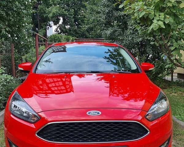 Красный Форд Фокус, объемом двигателя 2 л и пробегом 87 тыс. км за 13000 $, фото 1 на Automoto.ua