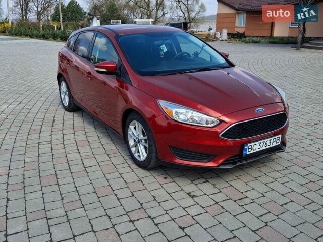 Красный Форд Фокус, объемом двигателя 2 л и пробегом 155 тыс. км за 7200 $, фото 1 на Automoto.ua