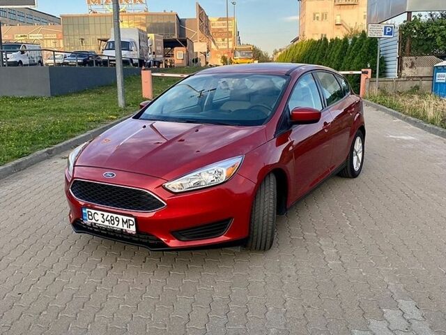 Красный Форд Фокус, объемом двигателя 2 л и пробегом 143 тыс. км за 7500 $, фото 1 на Automoto.ua
