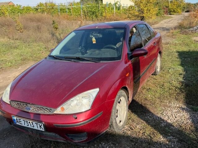 Красный Форд Фокус, объемом двигателя 1.6 л и пробегом 200 тыс. км за 1443 $, фото 1 на Automoto.ua