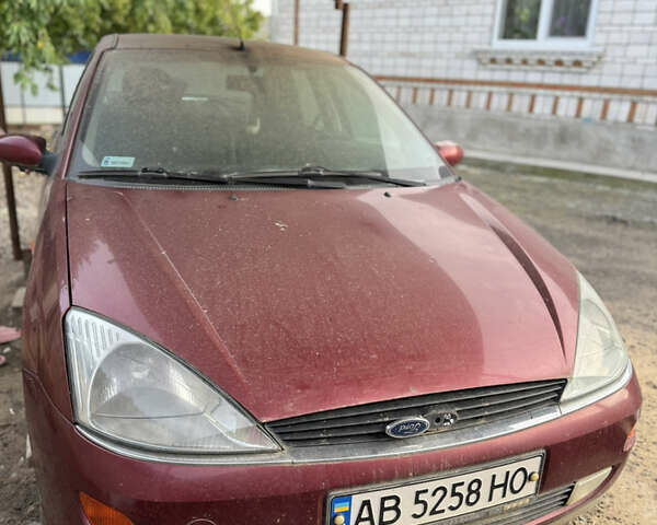 Красный Форд Фокус, объемом двигателя 1.8 л и пробегом 246 тыс. км за 1100 $, фото 1 на Automoto.ua