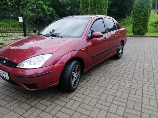 Красный Форд Фокус, объемом двигателя 0 л и пробегом 202 тыс. км за 2900 $, фото 1 на Automoto.ua