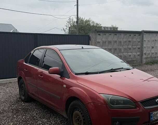 Червоний Форд Фокус, об'ємом двигуна 1.6 л та пробігом 307 тис. км за 3200 $, фото 1 на Automoto.ua