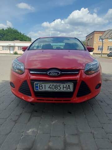 Красный Форд Фокус, объемом двигателя 2 л и пробегом 100 тыс. км за 7700 $, фото 1 на Automoto.ua