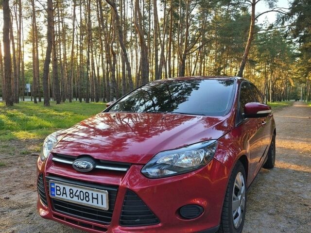 Красный Форд Фокус, объемом двигателя 2 л и пробегом 179 тыс. км за 5700 $, фото 1 на Automoto.ua