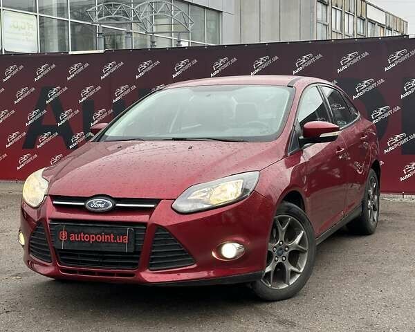 Красный Форд Фокус, объемом двигателя 2 л и пробегом 146 тыс. км за 8200 $, фото 1 на Automoto.ua