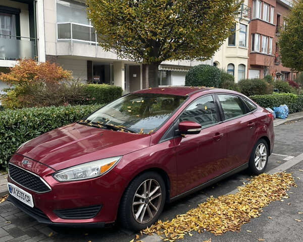 Красный Форд Фокус, объемом двигателя 2 л и пробегом 175 тыс. км за 5500 $, фото 1 на Automoto.ua