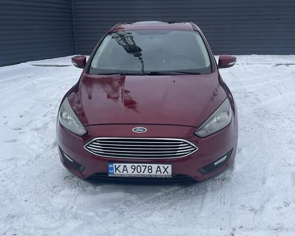 Красный Форд Фокус, объемом двигателя 2 л и пробегом 107 тыс. км за 8500 $, фото 1 на Automoto.ua