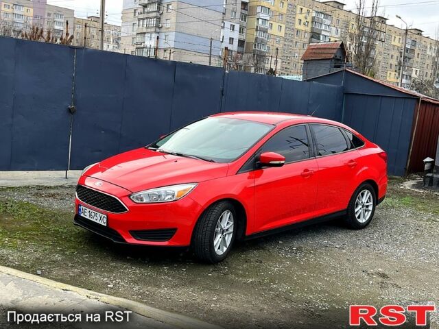 Червоний Форд Фокус, об'ємом двигуна 2 л та пробігом 125 тис. км за 8000 $, фото 1 на Automoto.ua