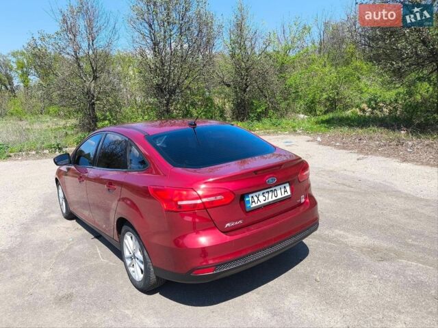 Червоний Форд Фокус, об'ємом двигуна 2 л та пробігом 151 тис. км за 6500 $, фото 1 на Automoto.ua