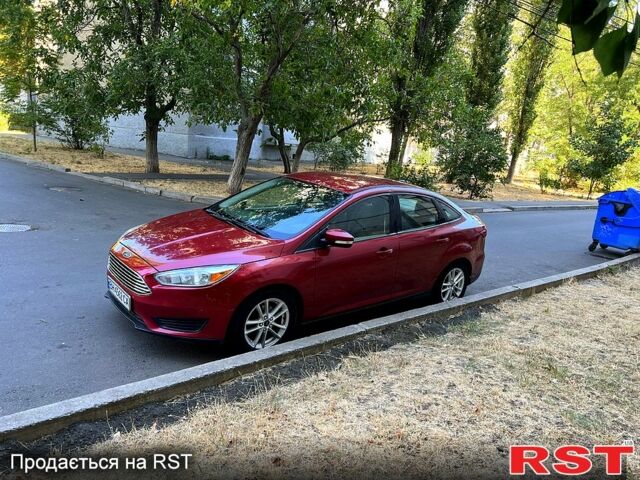 Красный Форд Фокус, объемом двигателя 2 л и пробегом 147 тыс. км за 5999 $, фото 1 на Automoto.ua