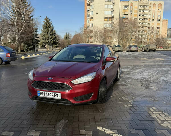 Красный Форд Фокус, объемом двигателя 2 л и пробегом 189 тыс. км за 7550 $, фото 1 на Automoto.ua