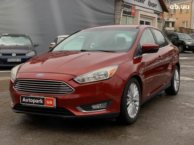 Червоний Форд Фокус, об'ємом двигуна 2 л та пробігом 199 тис. км за 9790 $, фото 1 на Automoto.ua